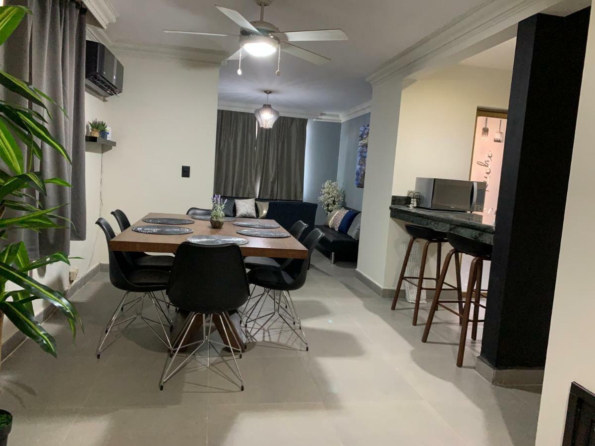 Zona Dorada: Amplio Departamento Para 12 马萨特兰 外观 照片