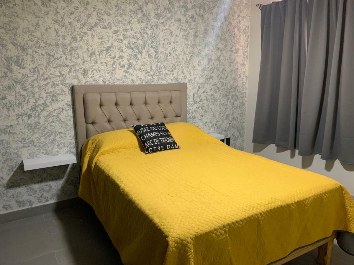 Zona Dorada: Amplio Departamento Para 12 马萨特兰 外观 照片